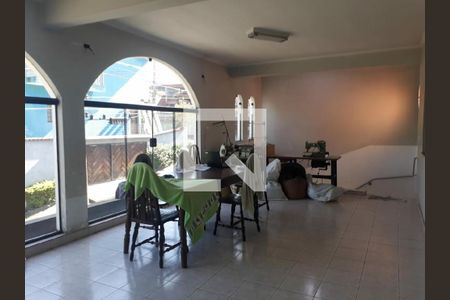 Casa à venda com 3 quartos, 450m² em Jardim Santo Antônio, Santo André