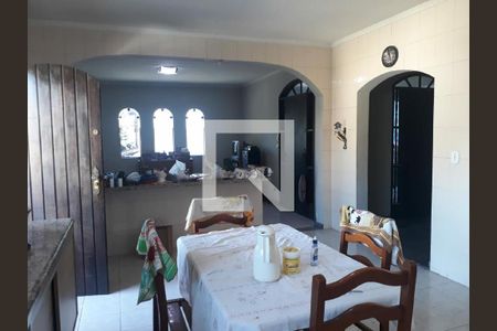 Casa à venda com 3 quartos, 450m² em Jardim Santo Antônio, Santo André