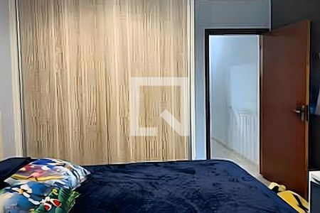 Casa à venda com 3 quartos, 105m² em Utinga, Santo André