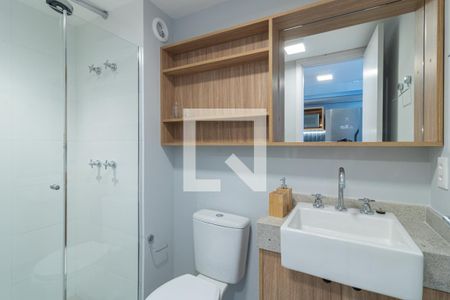 Banheiro Social de kitnet/studio para alugar com 1 quarto, 34m² em Indianópolis, São Paulo