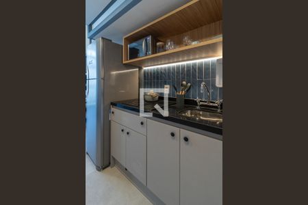Cozinha de kitnet/studio para alugar com 1 quarto, 34m² em Indianópolis, São Paulo