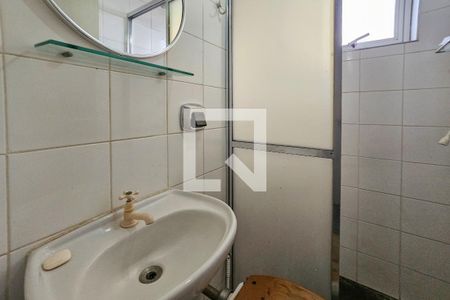 Banheiro de Serviço de apartamento para alugar com 2 quartos, 140m² em Loteamento Joao Batista Juliao, Guarujá