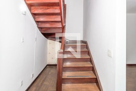 Escada de casa à venda com 3 quartos, 108m² em Pompeia, São Paulo