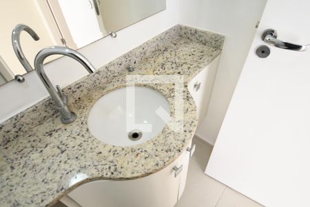 Lavabo de apartamento para alugar com 3 quartos, 137m² em Parque dos Pomares, Campinas
