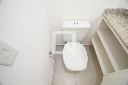 Lavabo de apartamento para alugar com 3 quartos, 137m² em Parque dos Pomares, Campinas