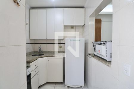 Cozinha de apartamento para alugar com 2 quartos, 80m² em Centro, Guarujá