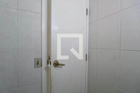 Banheiro Social de apartamento para alugar com 2 quartos, 80m² em Centro, Guarujá