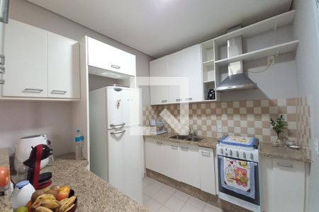Cozinha de casa de condomínio à venda com 3 quartos, 155m² em Jardim Lumen Christi, Campinas