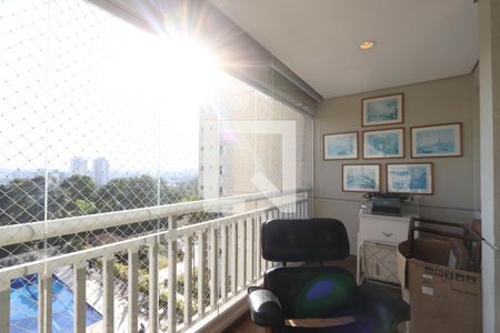 Varanda de apartamento à venda com 3 quartos, 118m² em Vila Sonia, São Paulo