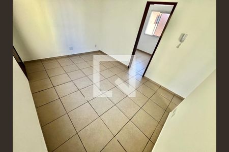 Sala de apartamento à venda com 3 quartos, 55m² em Glória, Belo Horizonte
