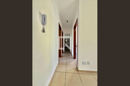 Corredor de acesso de apartamento à venda com 3 quartos, 55m² em Glória, Belo Horizonte