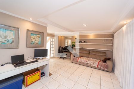 Sala de casa à venda com 3 quartos, 300m² em Cangaiba, São Paulo