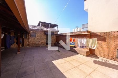 Quintal de casa à venda com 3 quartos, 300m² em Cangaiba, São Paulo