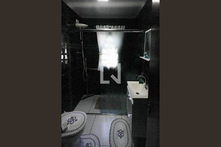 Banheiro da Suíte de casa à venda com 2 quartos, 140m² em Jardim Vila Formosa, São Paulo