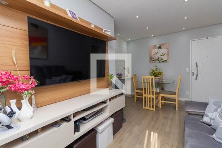 Sala de apartamento para alugar com 2 quartos, 55m² em Cidade Líder, São Paulo