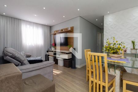 Sala de apartamento para alugar com 2 quartos, 55m² em Cidade Líder, São Paulo