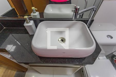Banheiro Social de apartamento à venda com 2 quartos, 67m² em Centro, Diadema