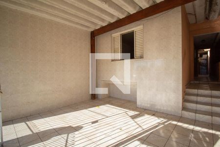 Garagem de casa à venda com 3 quartos, 125m² em Jardim Monjolo, São Paulo