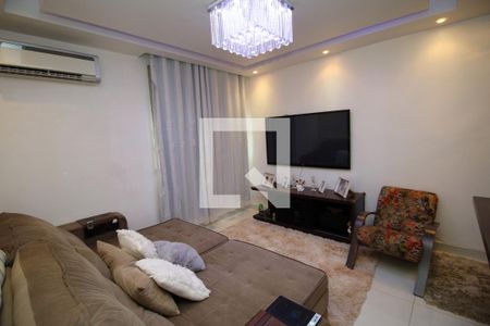 Sala de apartamento à venda com 2 quartos, 43m² em Irajá, Rio de Janeiro