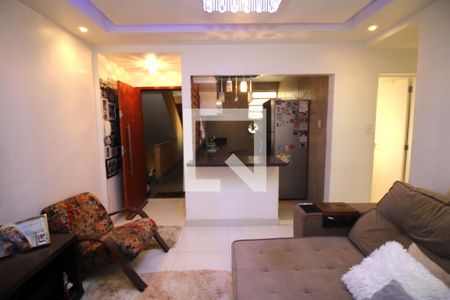 Sala de apartamento à venda com 2 quartos, 43m² em Irajá, Rio de Janeiro