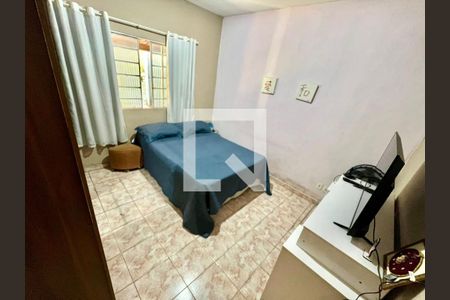 Quarto 1 de casa à venda com 3 quartos, 218m² em Goiânia, Belo Horizonte