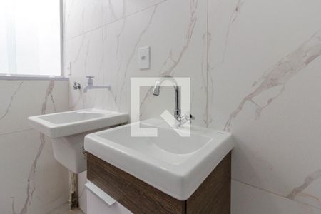 Banheiro Social de kitnet/studio para alugar com 1 quarto, 25m² em Jardim Sao Manoel, Guarulhos