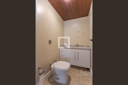 Lavabo de apartamento para alugar com 3 quartos, 227m² em Bela Vista, Porto Alegre