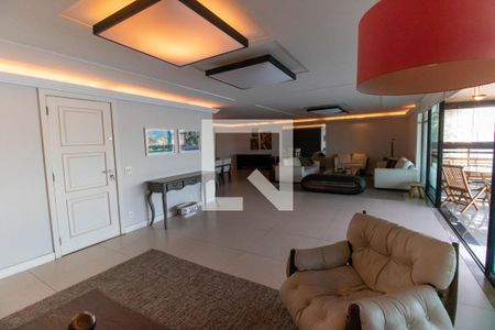 Sala de apartamento à venda com 4 quartos, 400m² em Ingá, Niterói