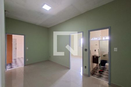 Sala de casa para alugar com 1 quarto, 63m² em Jardim Guaramar, Praia Grande