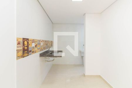 Cozinha de apartamento à venda com 2 quartos, 47m² em Vila Carmosina, São Paulo