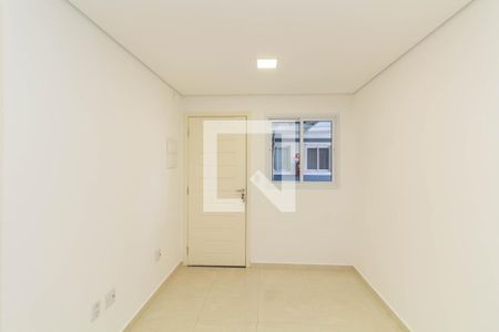 Sala de apartamento à venda com 2 quartos, 47m² em Vila Carmosina, São Paulo