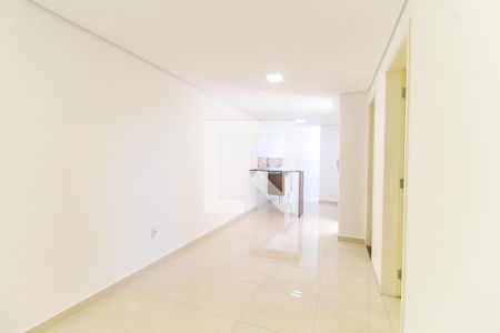 Sala de apartamento à venda com 2 quartos, 47m² em Vila Carmosina, São Paulo