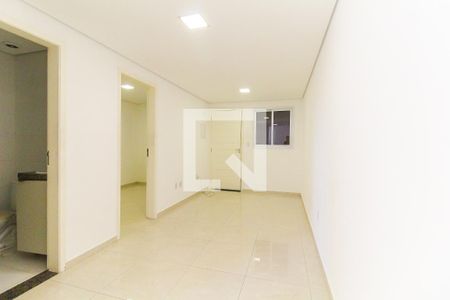 Sala de apartamento à venda com 2 quartos, 47m² em Vila Carmosina, São Paulo
