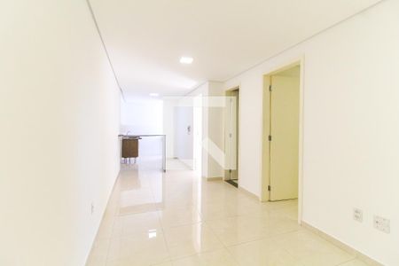 Sala de apartamento à venda com 2 quartos, 47m² em Vila Carmosina, São Paulo