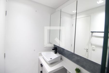 Banheiro 2 de apartamento à venda com 2 quartos, 53m² em Jardim das Laranjeiras, São Paulo