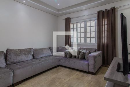 Sala de casa para alugar com 3 quartos, 306m² em Jardim Guapituba, Mauá