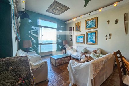Sala de apartamento para alugar com 3 quartos, 144m² em Vila Alzira, Guarujá
