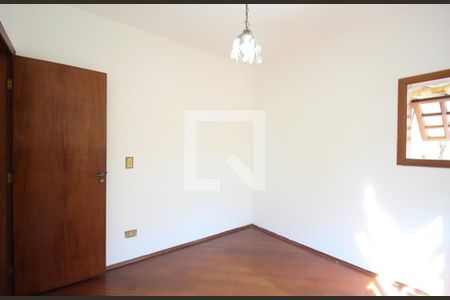 Quarto de casa à venda com 2 quartos, 140m² em Jardim Lar Sao Paulo, São Paulo
