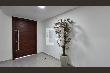 Hall de entrada de apartamento para alugar com 1 quarto, 200m² em Morro das Pedras, Florianópolis