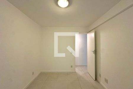 Quarto  de apartamento para alugar com 3 quartos, 145m² em Jardim Botânico, Rio de Janeiro