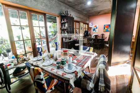 Copa de casa à venda com 3 quartos, 239m² em Vila Inah, São Paulo