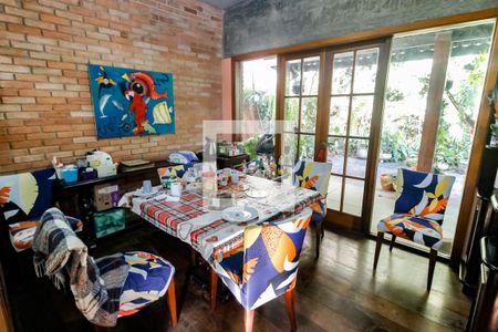 Copa de casa à venda com 3 quartos, 239m² em Vila Inah, São Paulo