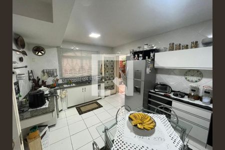 Foto 04 de casa à venda com 3 quartos, 200m² em Vila Prudente, São Paulo