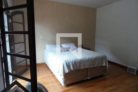 Casa à venda com 3 quartos, 200m² em Jardim Esmeralda, São Paulo