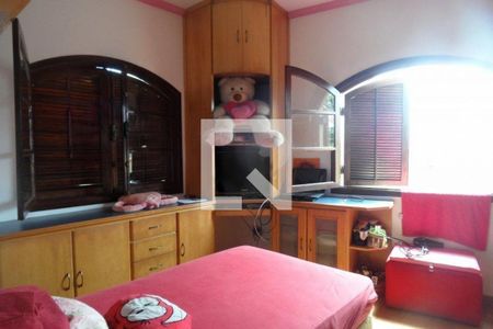 Casa à venda com 3 quartos, 200m² em Jardim Esmeralda, São Paulo