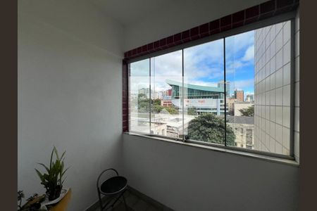 Apartamento à venda com 3 quartos, 80m² em Carmo, Belo Horizonte