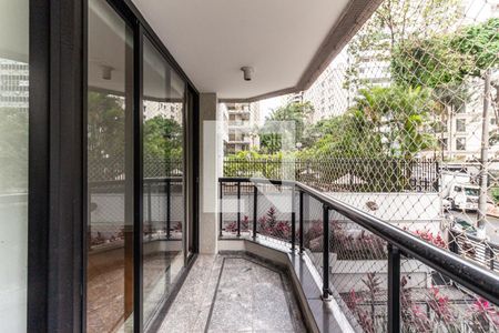 Varanda da Sala de apartamento à venda com 3 quartos, 200m² em Santa Cecilia, São Paulo