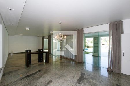 Sala de casa à venda com 5 quartos, 540m² em São Bento, Belo Horizonte