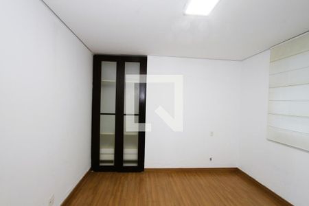 Sala de TV de casa à venda com 5 quartos, 540m² em São Bento, Belo Horizonte