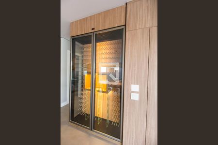 Adega de casa à venda com 5 quartos, 813m² em Alphaville Residencial Um, Barueri